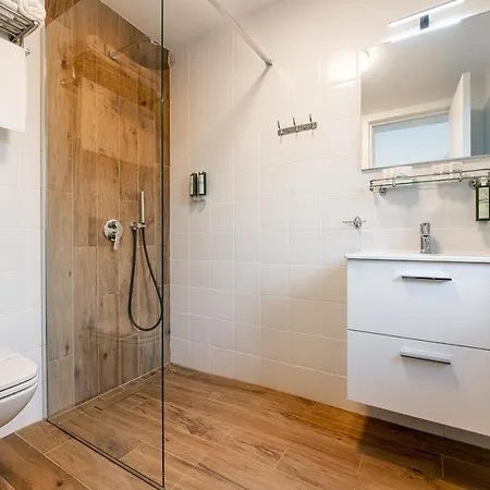 Pensiunea Terrablue Maison d'hôtes 4*