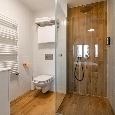 Pensiunea Terrablue Гостевой дом 4*