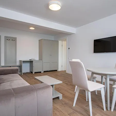 Pensiunea Terrablue Гостевой дом 4*